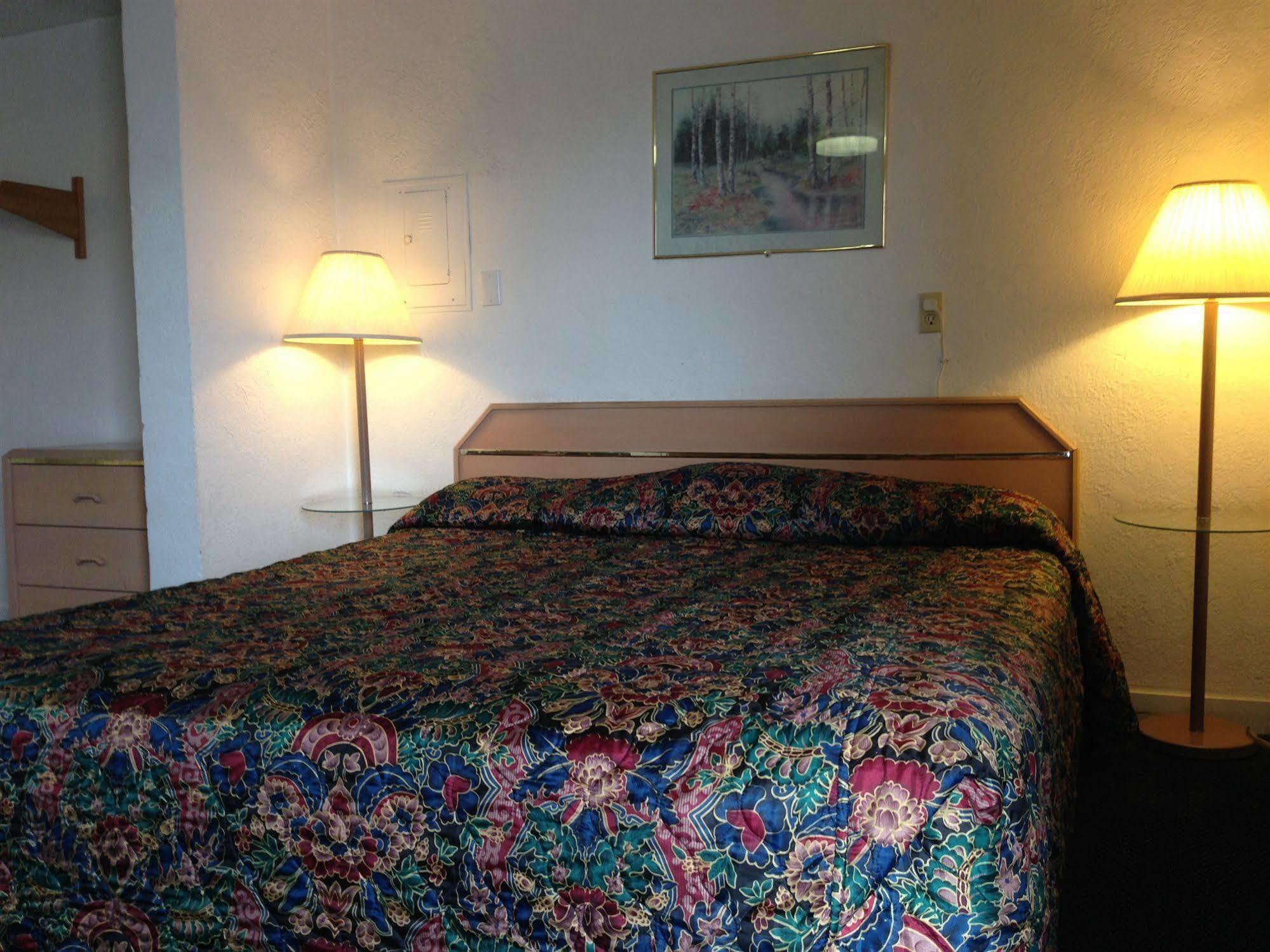רדמונד Hub Motel מראה חיצוני תמונה