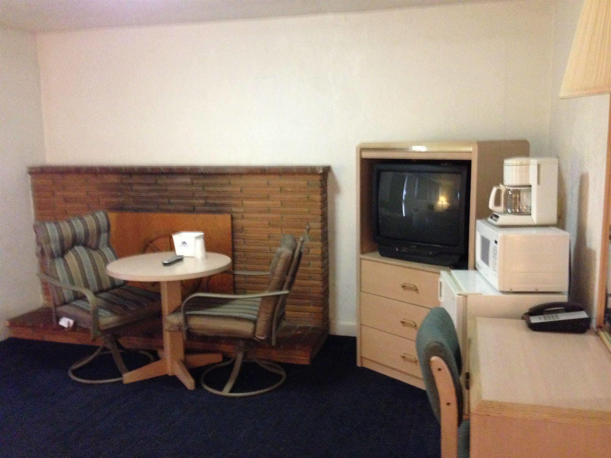 רדמונד Hub Motel מראה חיצוני תמונה